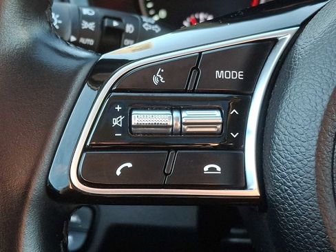 Used 2021 Kia Seltos SX w/ SX Sunroof Package image 18