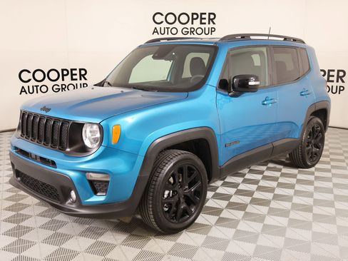 Used 2022 Jeep Renegade Altitude image 11