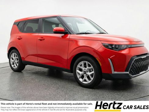 Used 2025 Kia Soul LX w/ LX Technology Package image 1