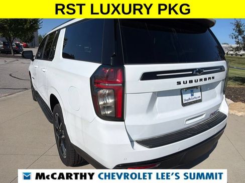 Used 2024 Chevrolet Suburban RST w/ Luxury Package AWD/4WD image 13