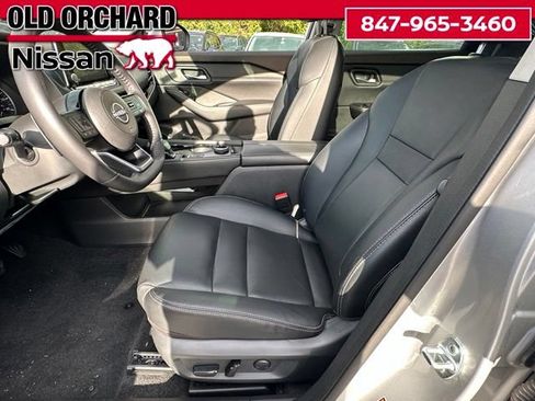 Used 2022 Nissan Rogue SL AWD/4WD image 10