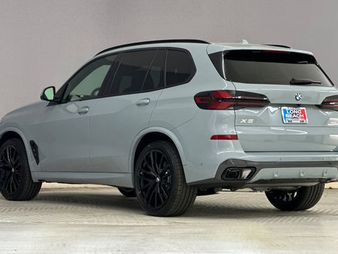 New 2026 BMW X5 sDrive40i w/ M Sport Package image 3