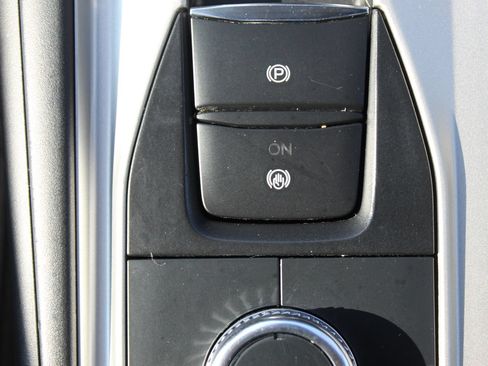 Used 2023 Ford Explorer 4WD image 29