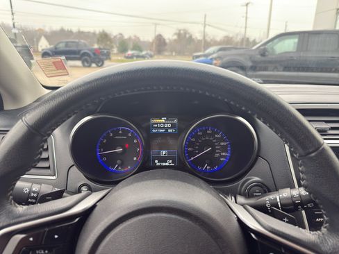 Used 2018 Subaru Outback 2.5i Limited image 18