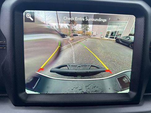 Used 2022 Jeep Gladiator Overland image 25