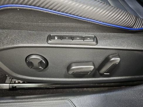 Used 2024 Volkswagen Golf R AWD/4WD image 16