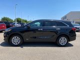 Used 2020 Kia Sorento LX image 2