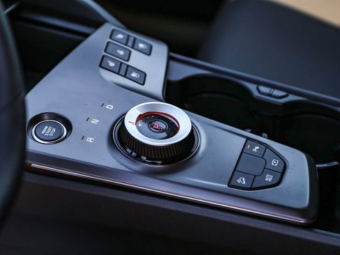 Used 2026 Kia Sportage SX Prestige image 18