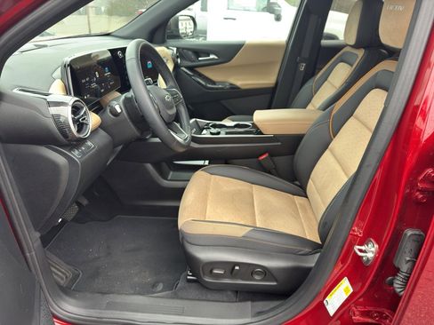 New 2026 Chevrolet Equinox ACTIV w/ Convenience Package III image 8