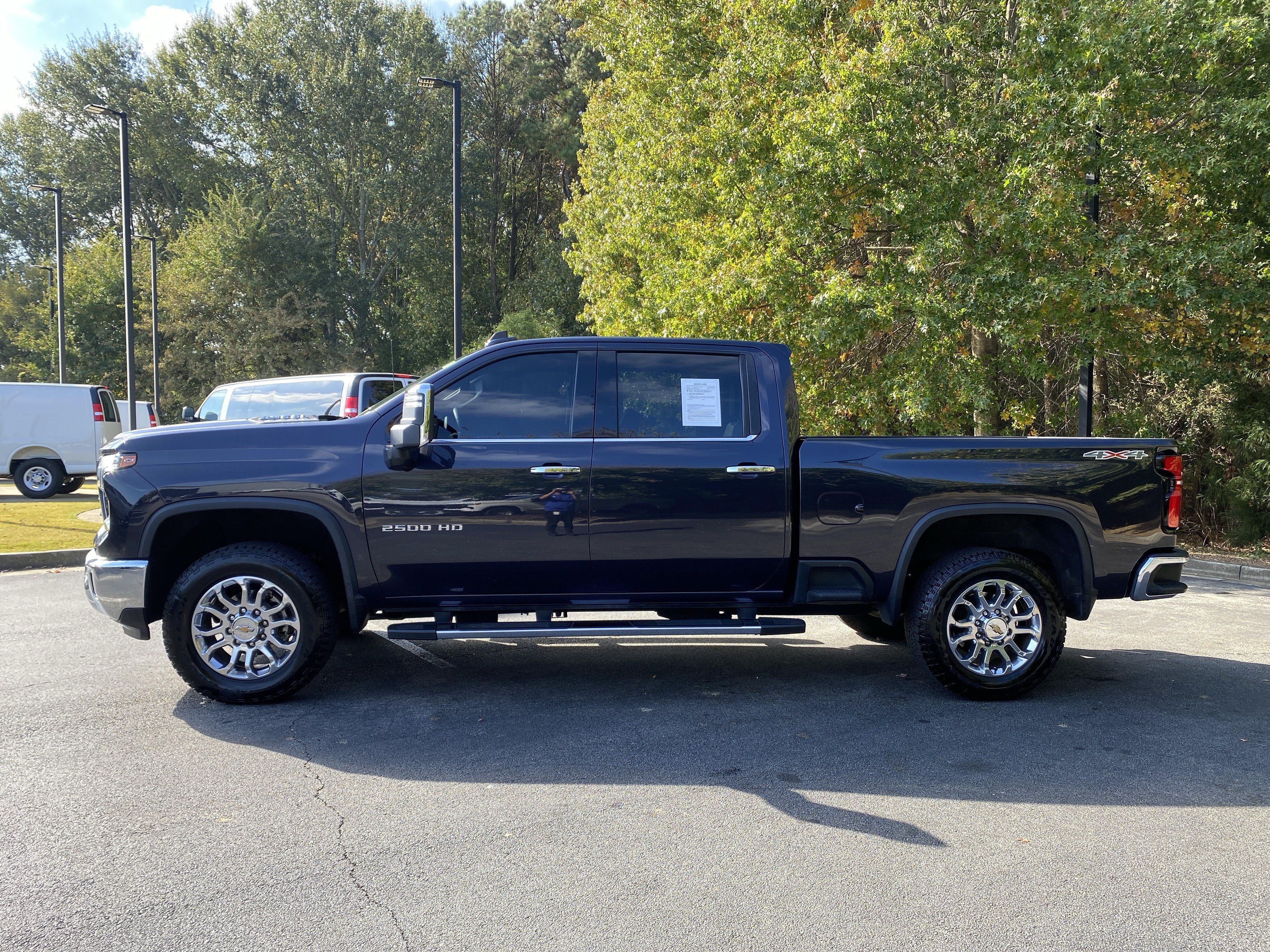 Used 2024 Chevrolet Silverado 2500 LTZ w/ LTZ Plus Package AWD/4WD image 6