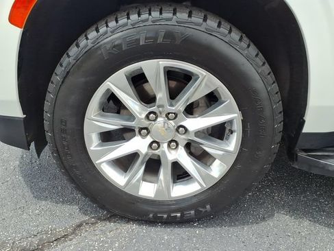 Used 2021 Chevrolet Tahoe Premier AWD/4WD image 13