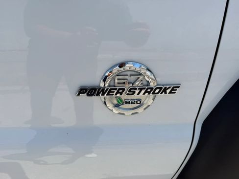 Used 2015 Ford F450 XL w/ Power Equipment Group AWD/4WD image 16