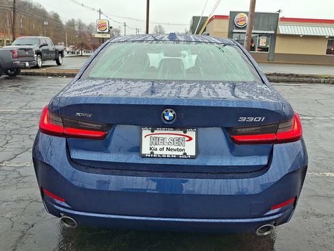 Used 2024 BMW 330i xDrive Sedan AWD/4WD image 15