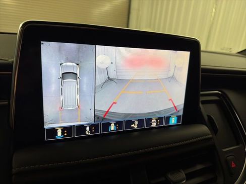 Used 2021 GMC Yukon AT4 w/ AT4 Premium Plus Package AWD/4WD image 31