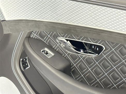 Used 2022 Bentley Continental GT Speed image 30