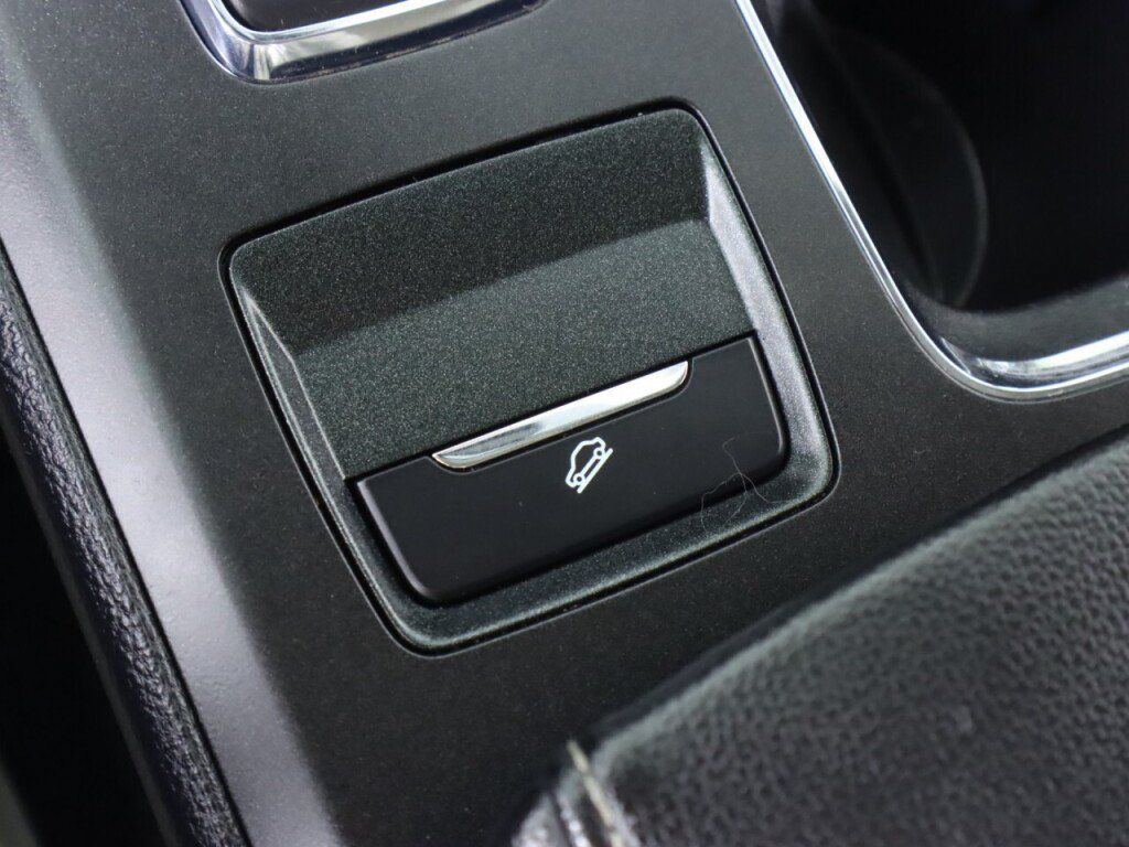 Used 2020 Ford Fusion S FWD image 27