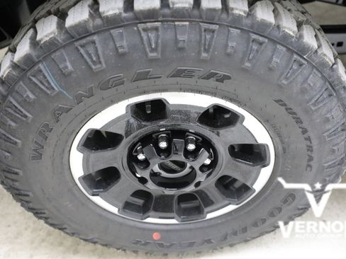 New 2026 Ford F250 Lariat w/ Tremor Off-Road Package AWD/4WD image 30