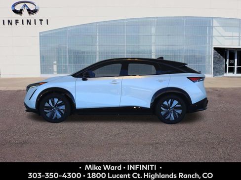 Used 2024 Nissan Ariya AWD image 2