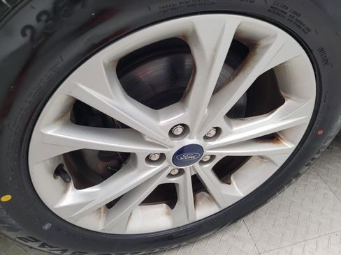 Used 2018 Ford Escape SEL FWD image 31