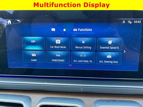 Used 2025 Mercedes-Benz GLS 450 4MATIC w/ AMG Line Exterior image 29