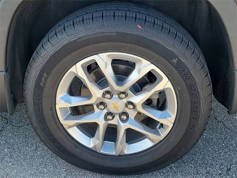 Used 2018 Chevrolet Traverse LT image 7