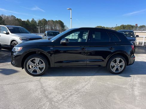 Used 2025 Audi Q5 2.0T Premium w/ Convenience Plus Package image 8