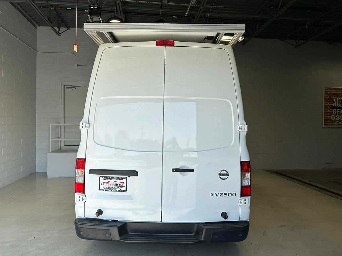 Used 2017 Nissan NV 2500 SV w/ Technology Package RWD image 6