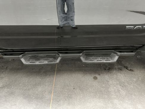 Used 2019 RAM 1500 Big Horn AWD/4WD image 14