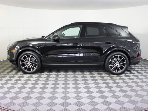 New 2026 Porsche Cayenne image 2