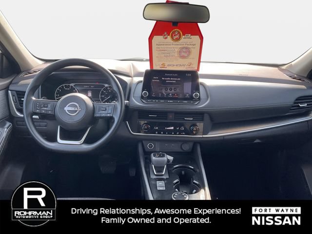 Used 2023 Nissan Rogue SV AWD/4WD image 13
