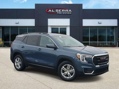 Certified 2024 GMC Terrain SLE w/ Driver Convenience Package FWD image 1