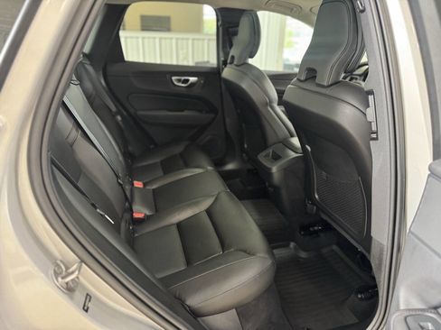 Used 2024 Volvo XC60 B5 Core image 20