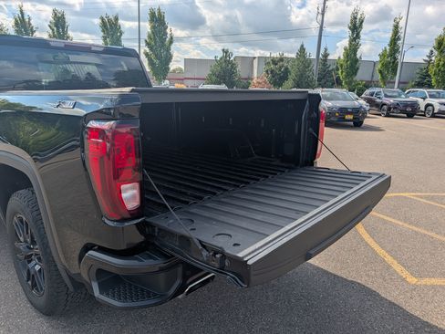 Used 2021 GMC Sierra 1500 Elevation w/ LPO, Elevation Black Package AWD/4WD image 18