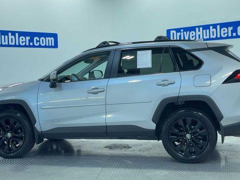 Used 2024 Toyota RAV4 XLE Premium FWD image 5