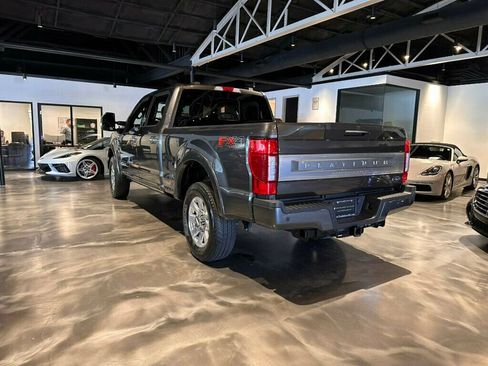 Used 2020 Ford F250 Platinum w/ FX4 Off-Road Package AWD/4WD image 3