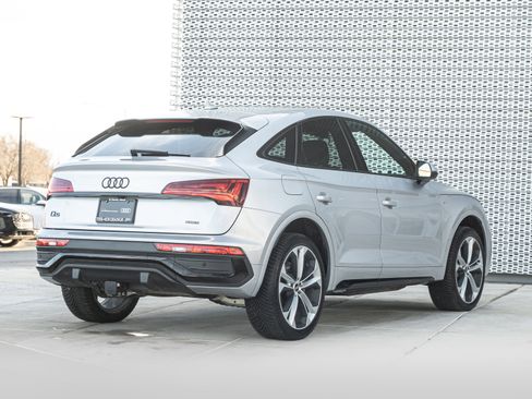 Certified 2023 Audi Q5 2.0T Premium Plus w/ Premium Plus Package image 4