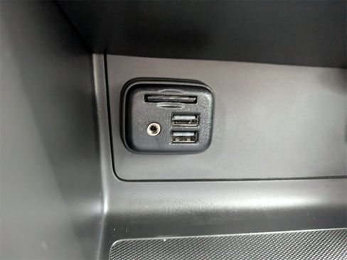 Used 2022 GMC Canyon Elevation w/ Elevation Premium Package image 25