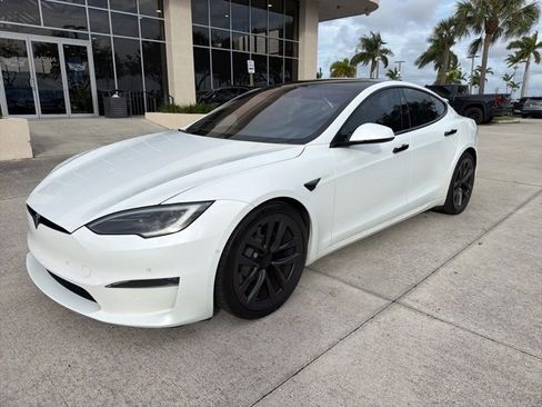 Used 2022 Tesla Model S image 1