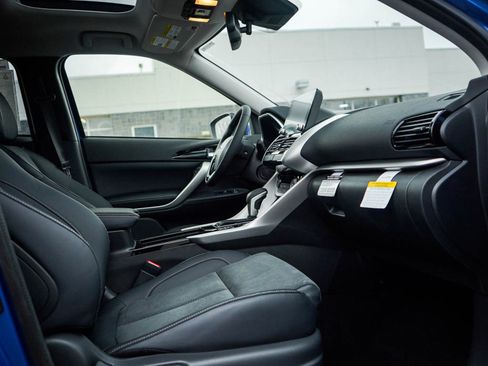 New 2025 Mitsubishi Eclipse Cross SE image 11