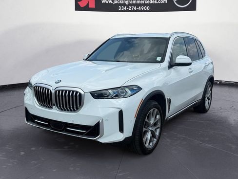 Used 2024 BMW X5 sDrive40i w/ Premium Package RWD image 1