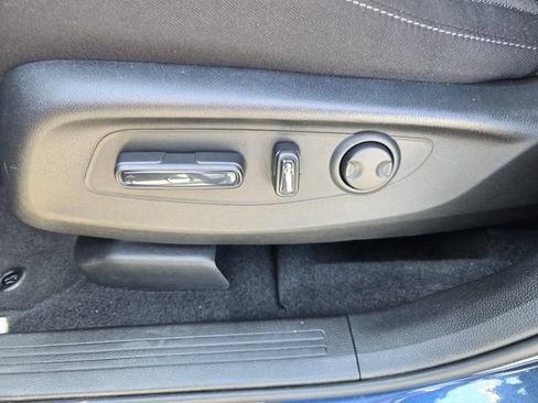Used 2024 Honda CR-V EX image 16