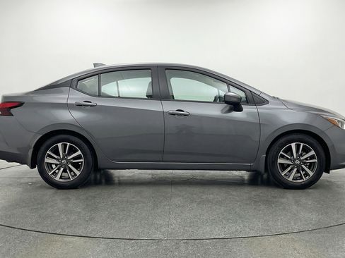 Used 2025 Nissan Versa SV image 11