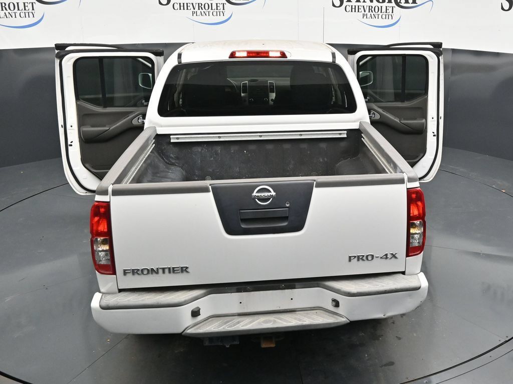Used 2012 Nissan Frontier PRO-4X AWD/4WD image 35
