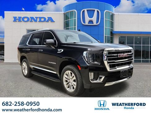 Used 2024 GMC Yukon SLT w/ SLT Luxury Package AWD/4WD image 1