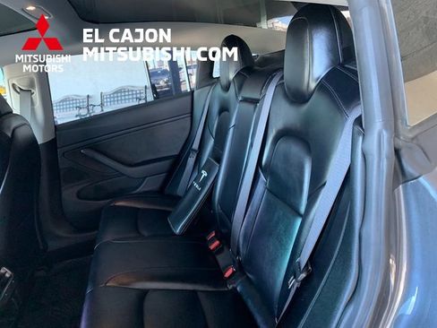 Used 2018 Tesla Model 3 Long Range image 13