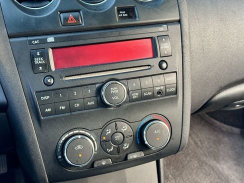 Used 2012 Nissan Altima 2.5 S FWD image 12