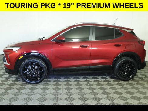 Used 2024 Buick Encore GX Sport Touring w/ Experience Buick Package AWD/4WD image 9