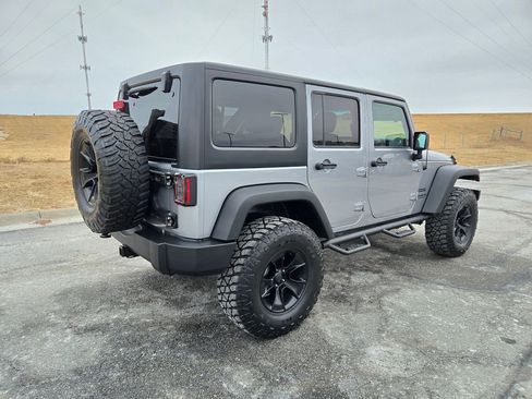 Used 2017 Jeep Wrangler Unlimited Sport w/ Quick Order Package 24S image 3