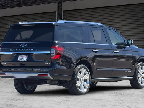 Used 2023 Ford Expedition Max Platinum AWD/4WD image 4