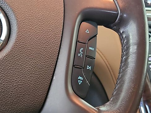 Used 2017 Buick Enclave Leather image 24